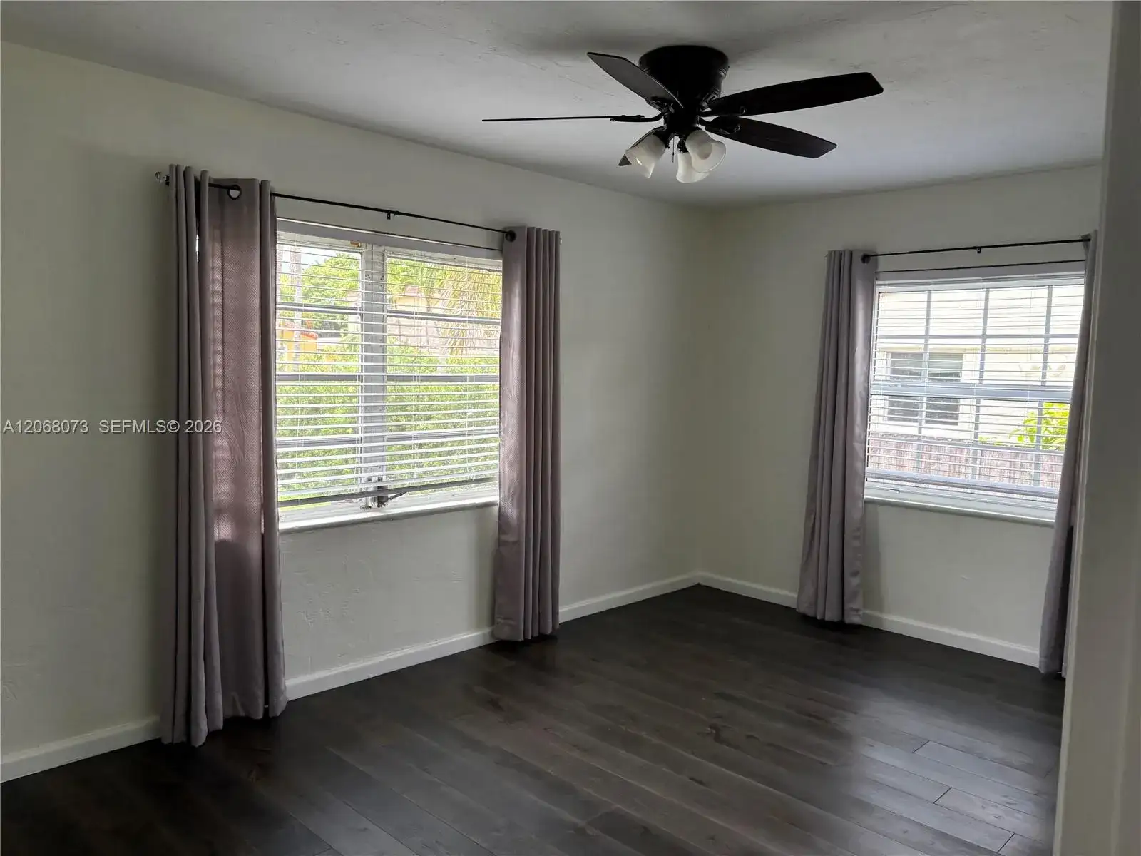 1422 Wiley St, Hollywood FL 33020 photo 4