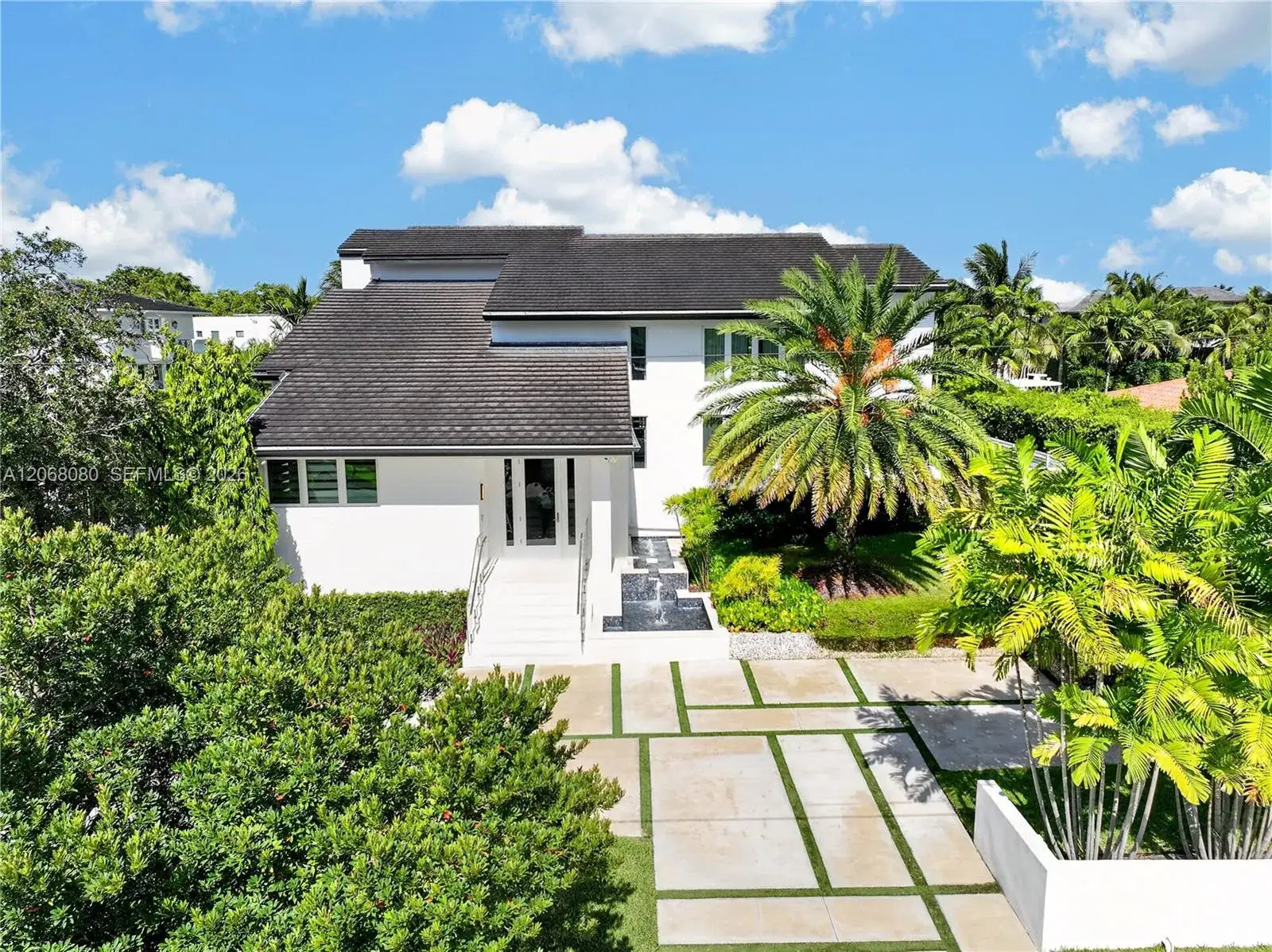 6819 Sunrise Pl, Coral Gables FL 33133