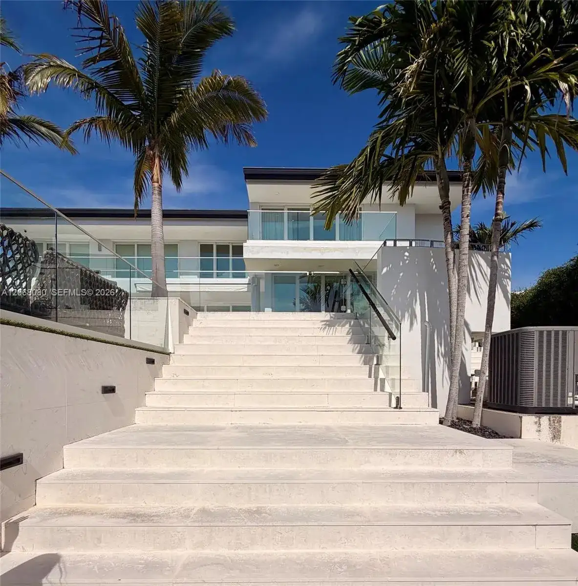 6819 Sunrise Pl, Coral Gables FL 33133 photo 2