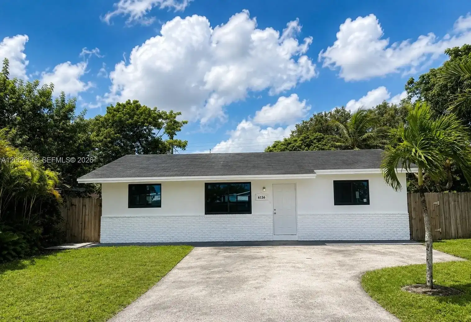 6136 SW 20th St, Miramar FL 33023