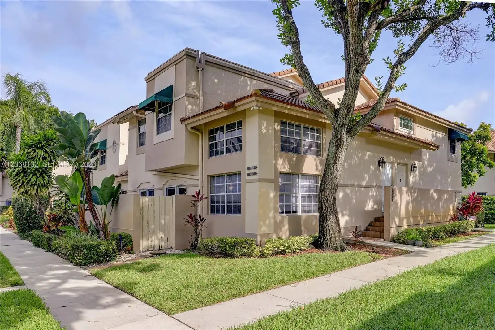 6659 Via Regina # 7, Boca Raton FL 33433