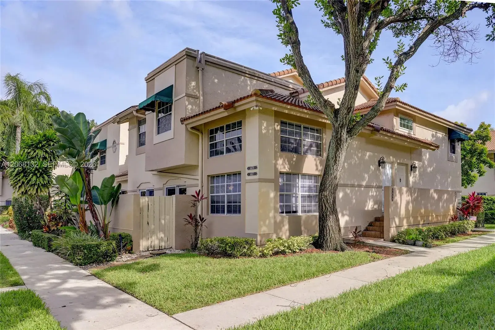 6659 Via Regina # 7, Boca Raton FL 33433