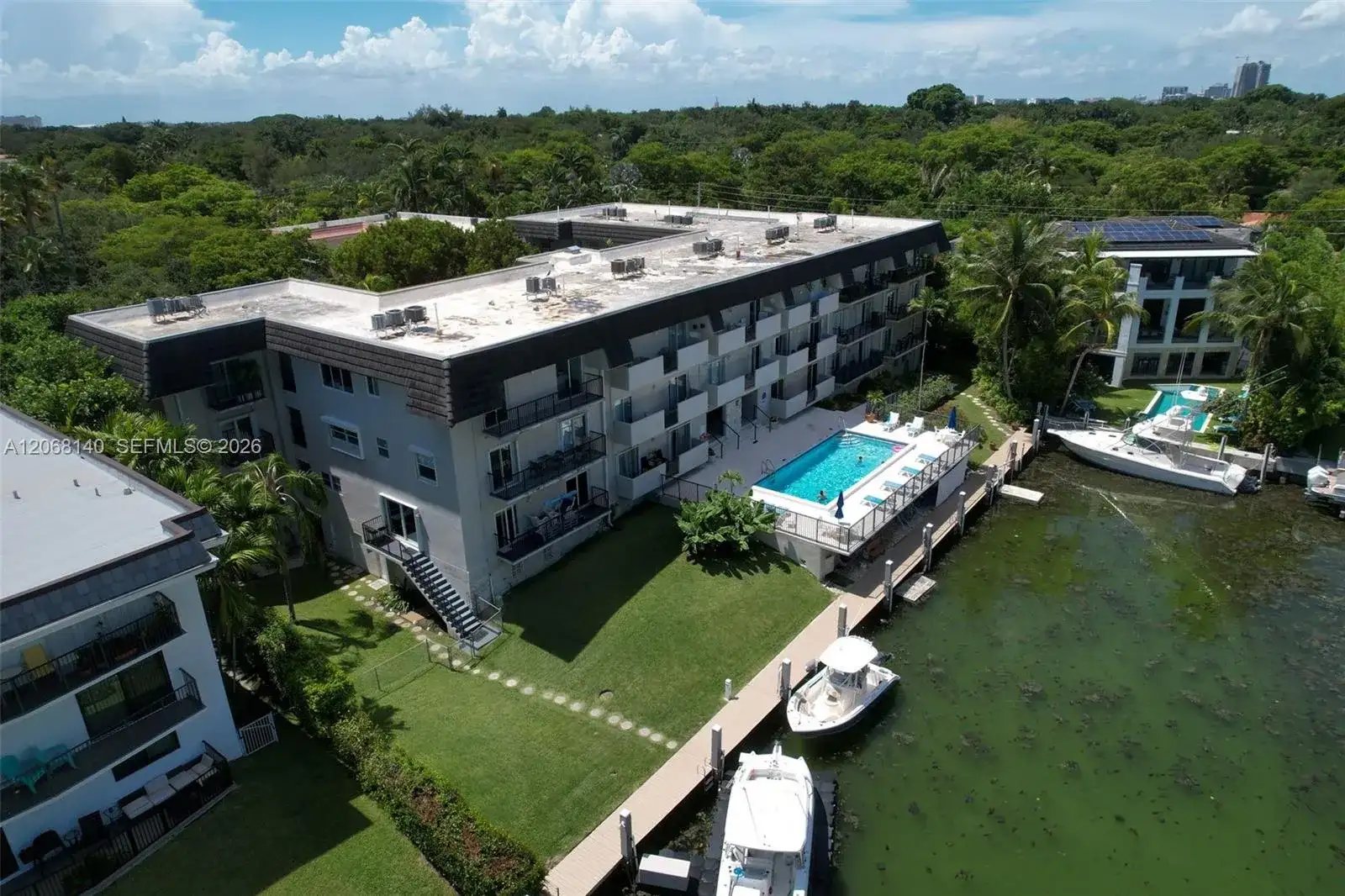 6815 Edgewater Dr # 301, Coral Gables FL 33133 photo 3