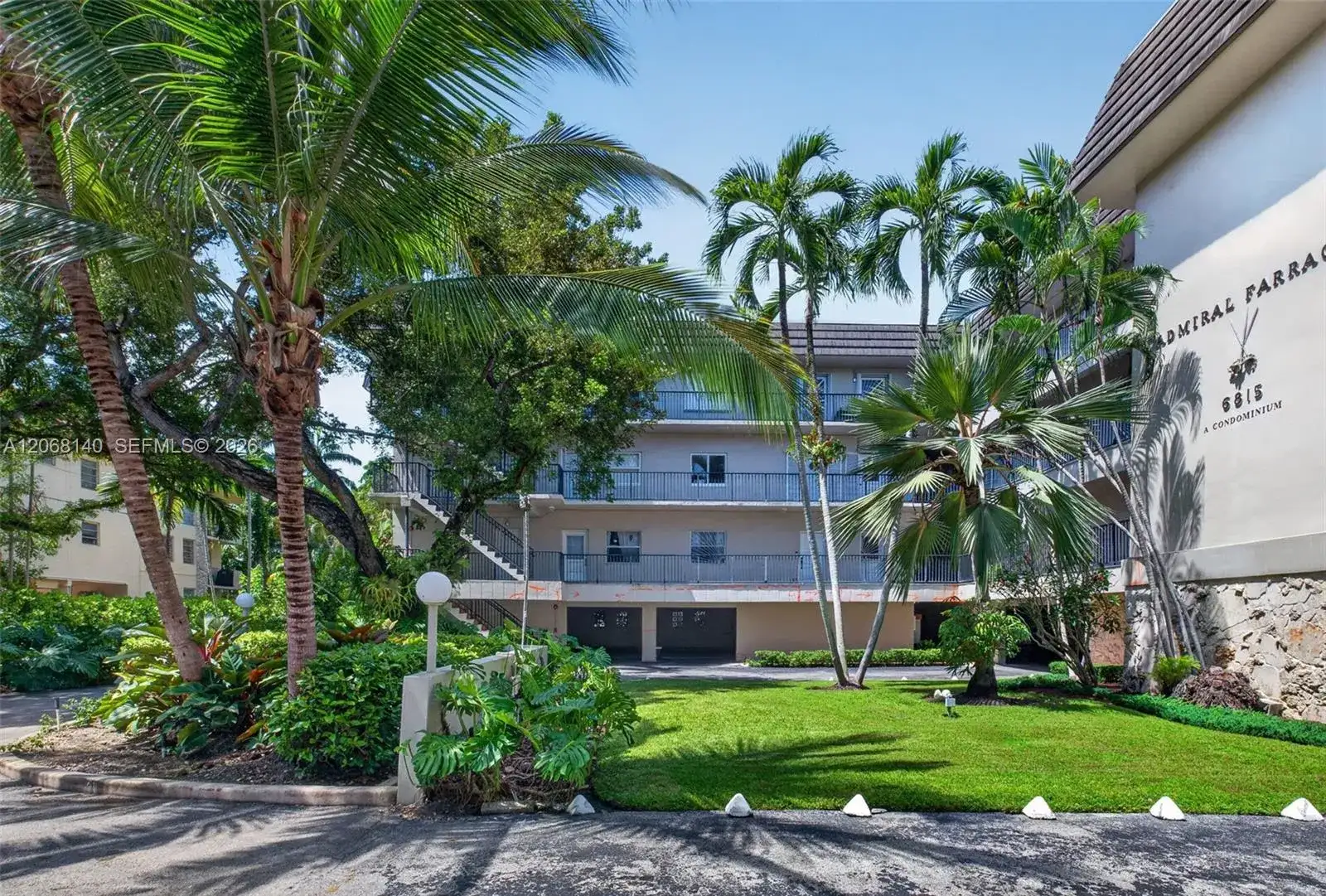6815 Edgewater Dr # 301, Coral Gables FL 33133 photo 5