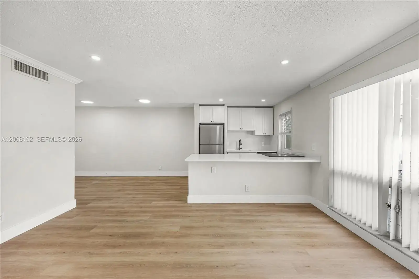5450 Hollywood Blvd # 108, Hollywood FL 33021 photo 3