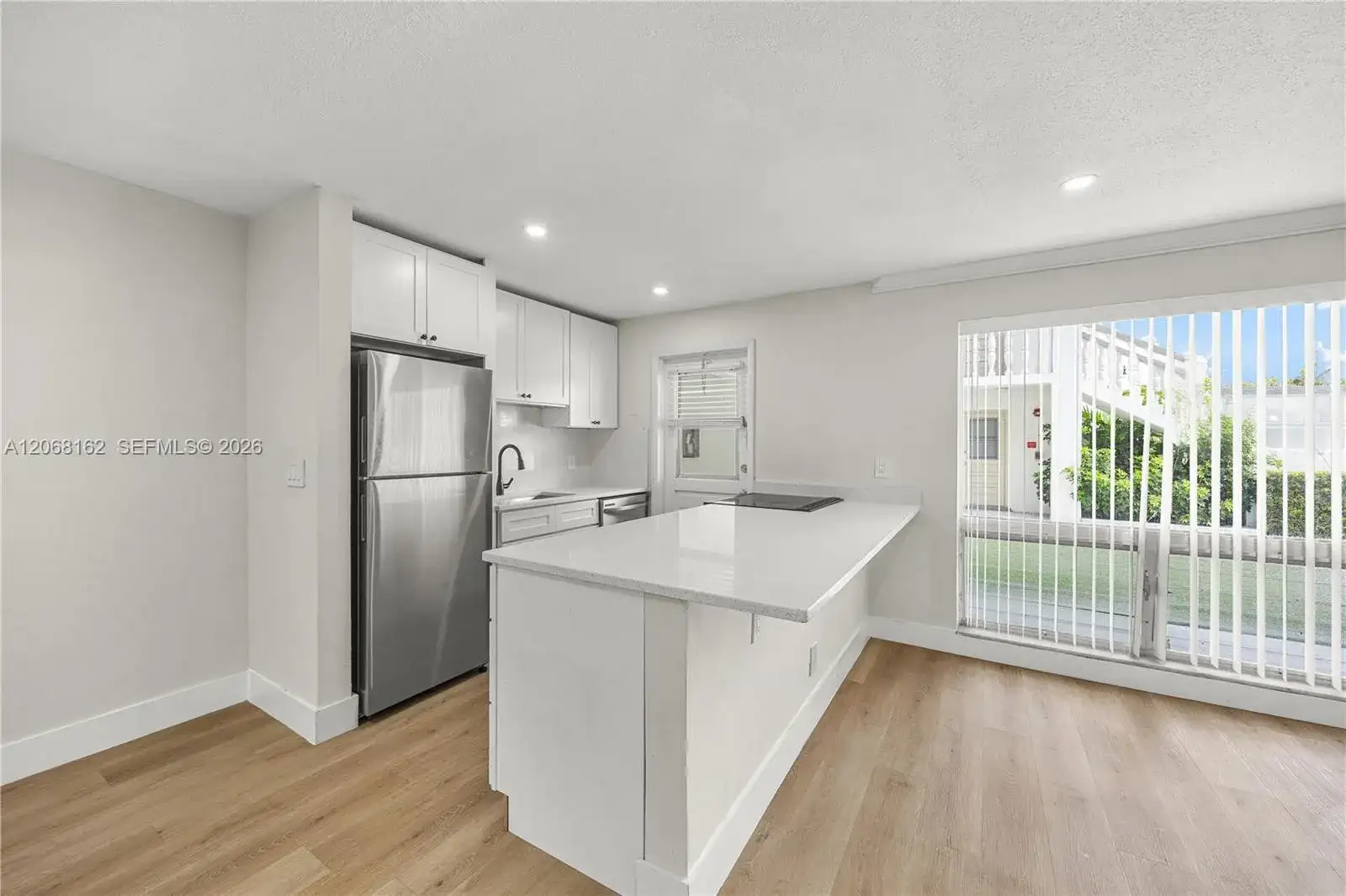 5450 Hollywood Blvd # 108, Hollywood FL 33021 photo 4