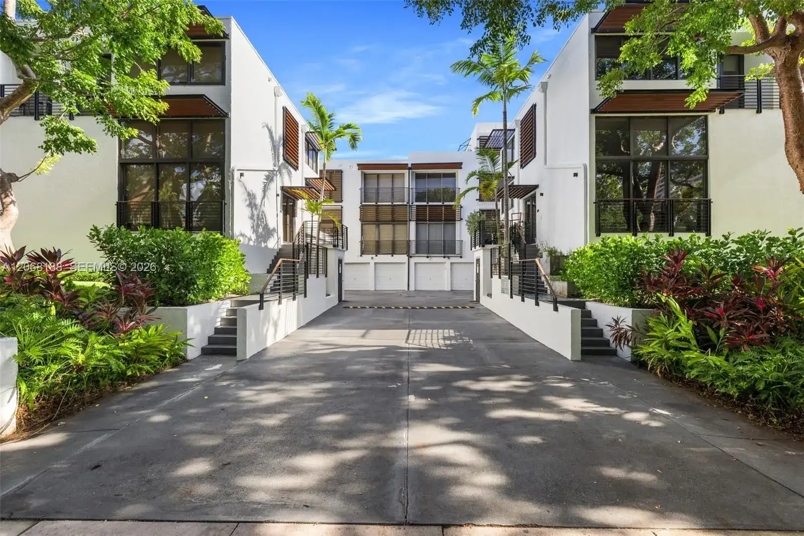 225 E Enid Dr # 44, Key Biscayne FL 33149 photo 2