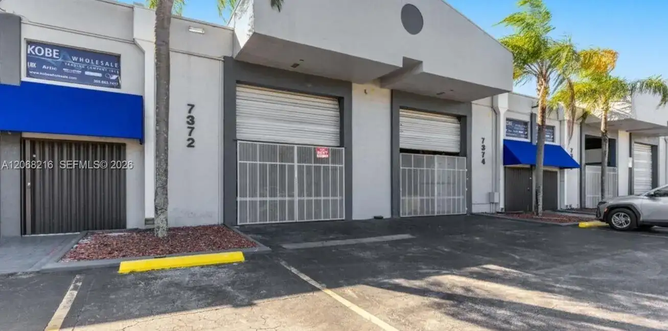7372 NW 56th St # 7372, Miami FL 33166 photo 2