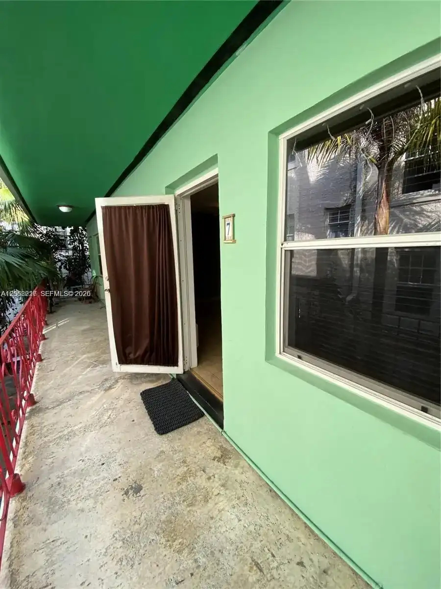 1607 Michigan Ave # 7, Miami Beach FL 33139