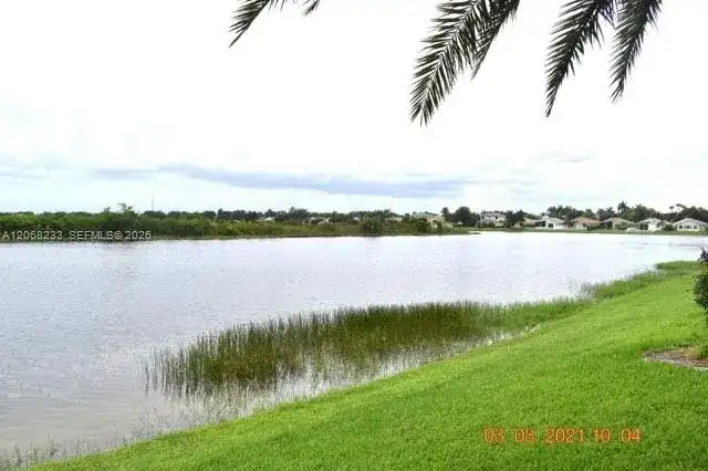 307 SW 120th Ave # 307, Pembroke Pines FL 33025