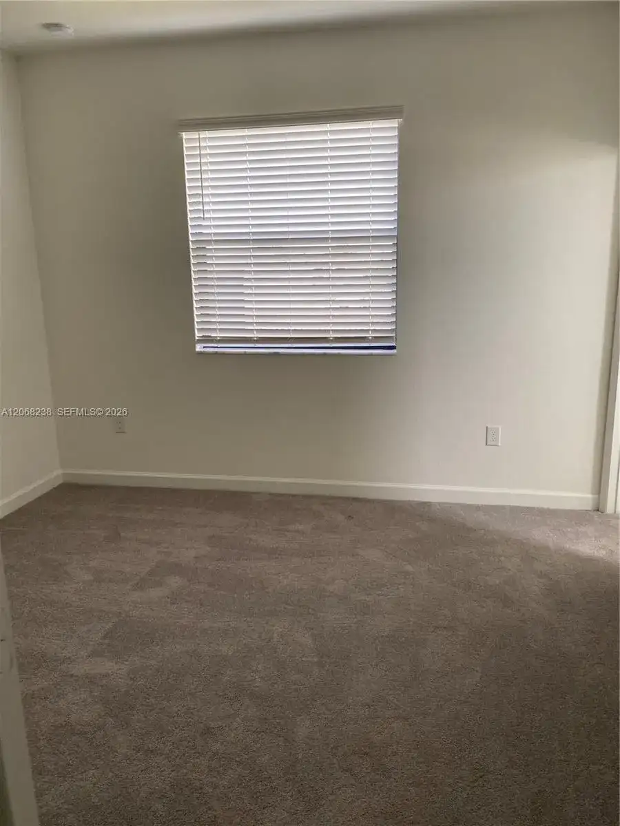 20696 NE 7th Pl # 20696, Miami FL 33179 photo 5