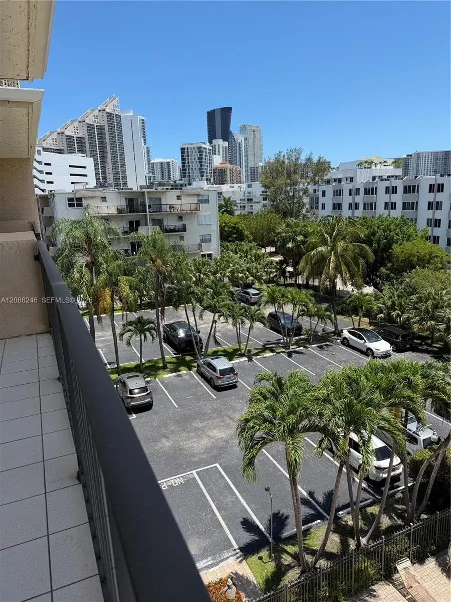 250 181st Dr # 414, Sunny Isles Beach FL 33160 photo 5