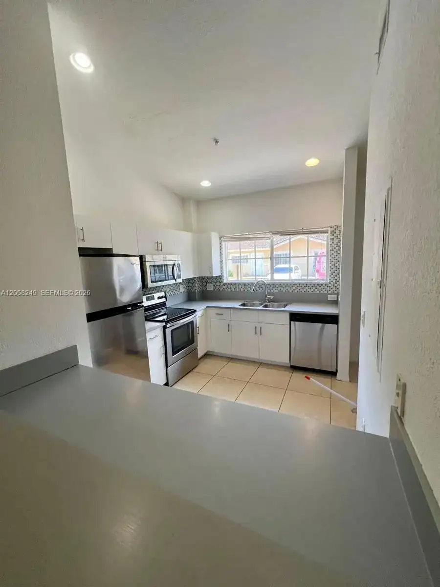 3824 SW 48th Ave # 3824, Hollywood FL 33023 photo 5
