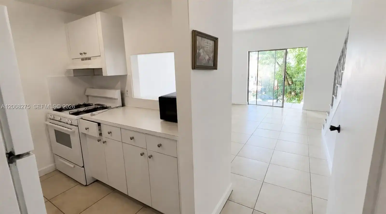 1305 W 53rd St # 430, Hialeah FL 33012
