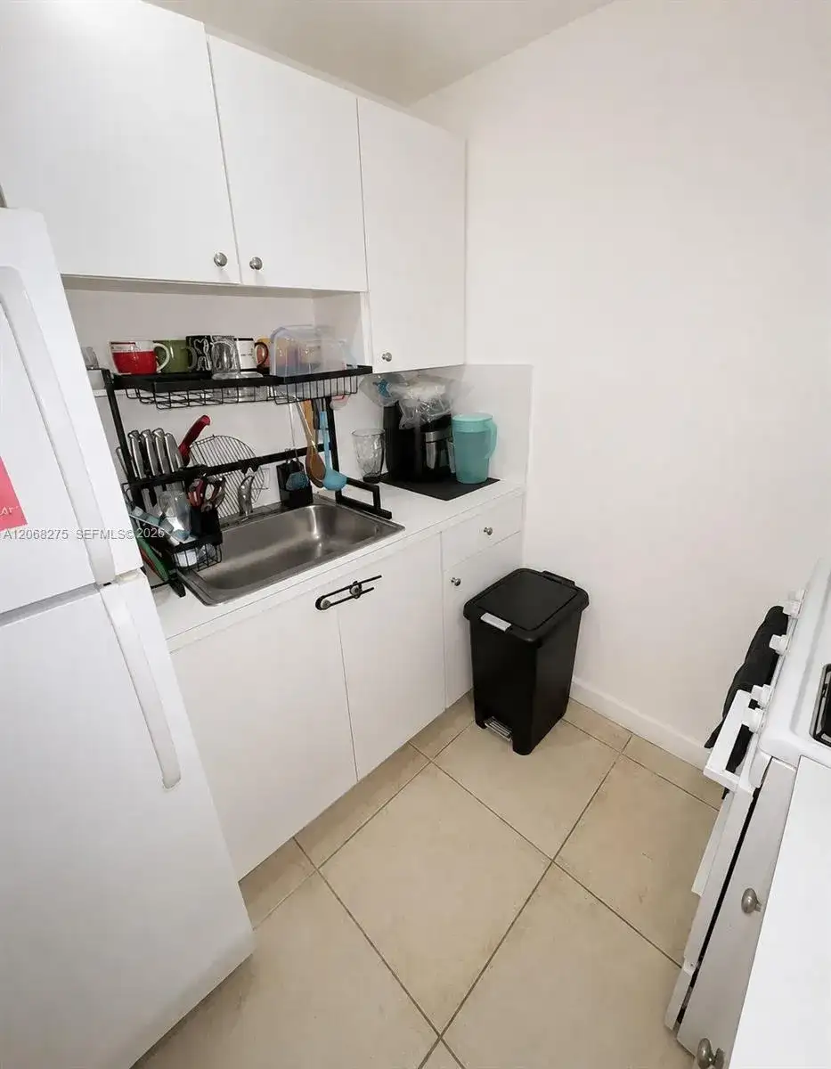 1305 W 53rd St # 430, Hialeah FL 33012 photo 2