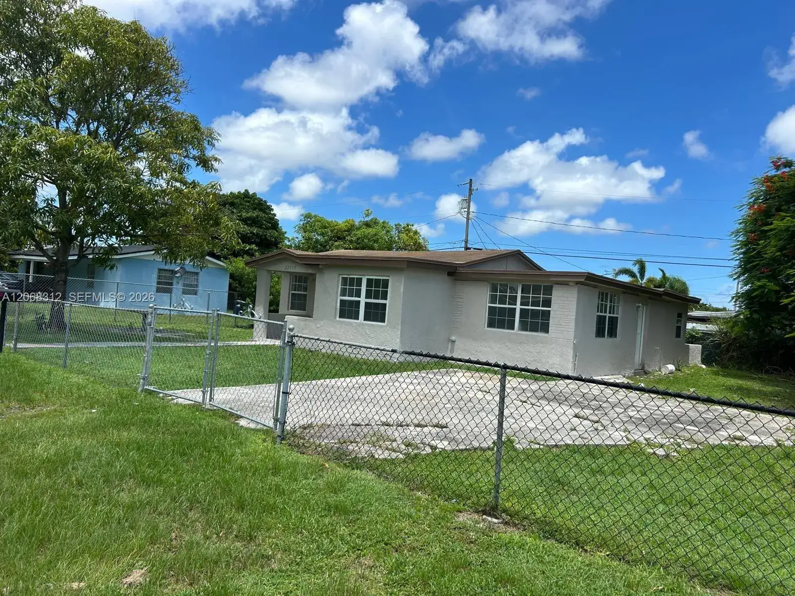 22115 SW 115th Ave, Miami FL 33170