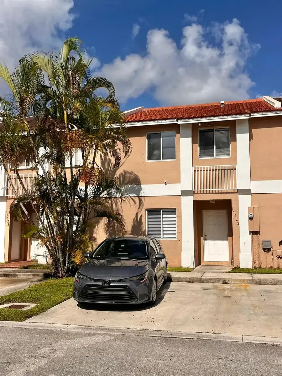 17722 SW 141st Ct, Miami FL 33177 photo 3