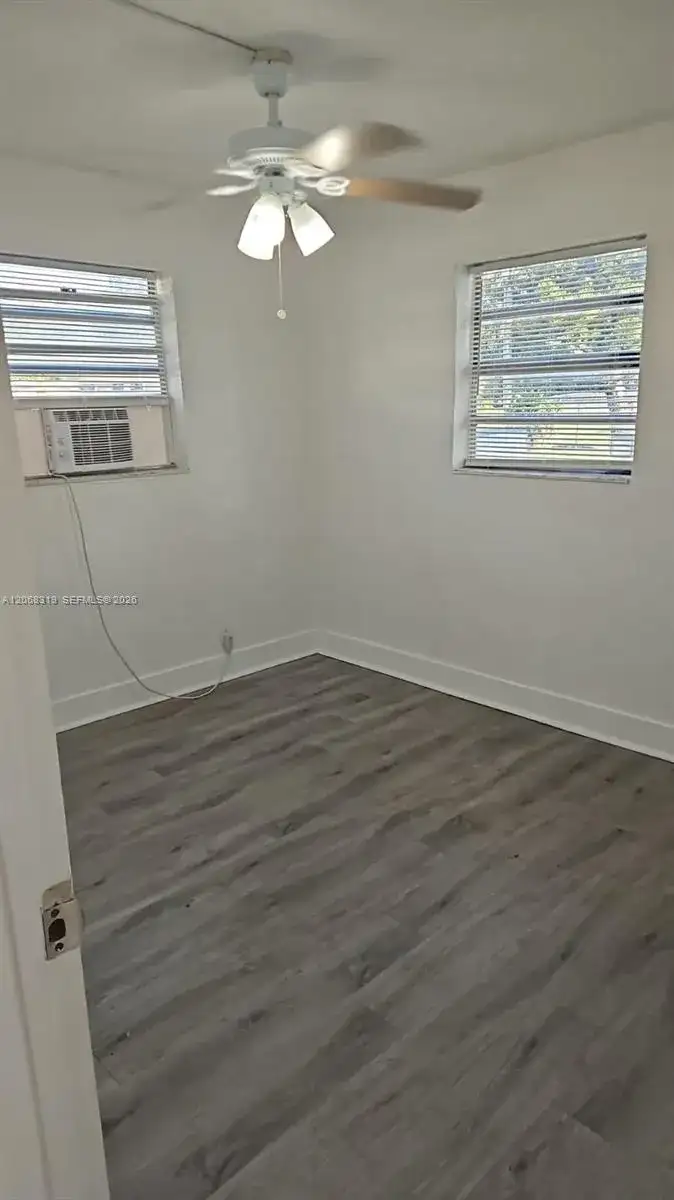 1715 NW 8th Ct # 1, Fort Lauderdale FL 33311 photo 2