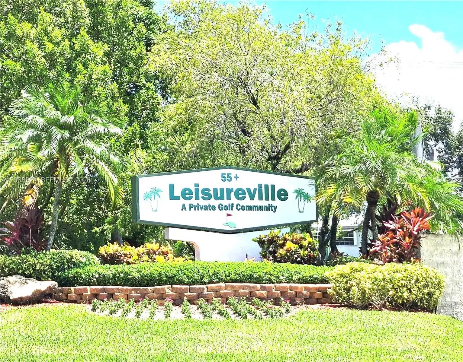 2661 NW 4th Ave, Pompano Beach FL 33064
