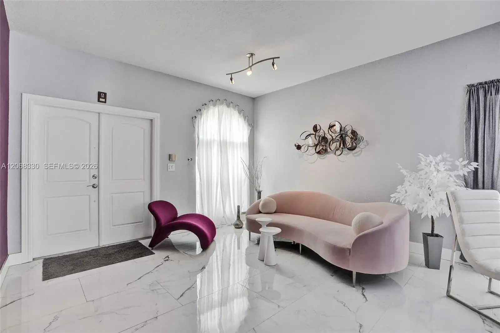 8816 NW 149th Ter, Miami Lakes FL 33018 photo 4