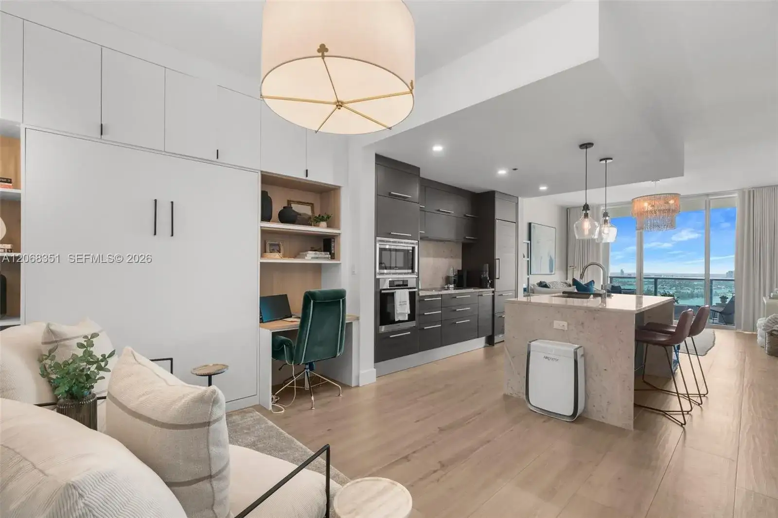 900 Biscayne Blvd # 3103, Miami FL 33132 photo 2