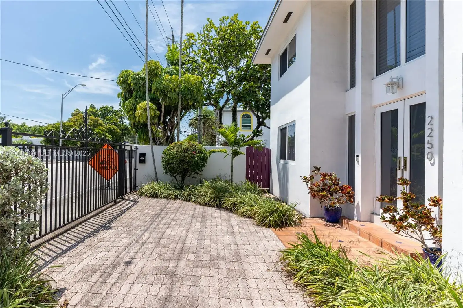 3 bedroom 2 bath Residential for sale at 2250 SW 17th Ave, Miami FL 33145