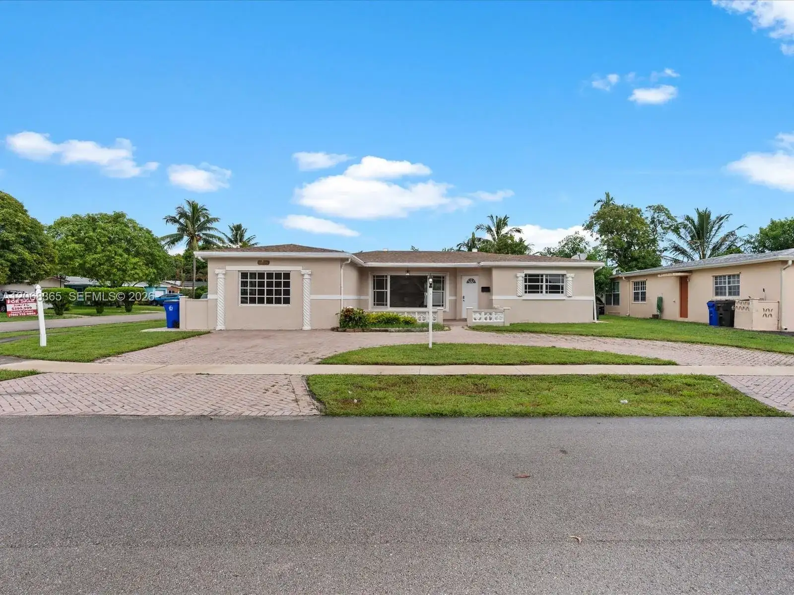 4545 NW 39th St, Lauderdale Lakes FL 33319 photo 2