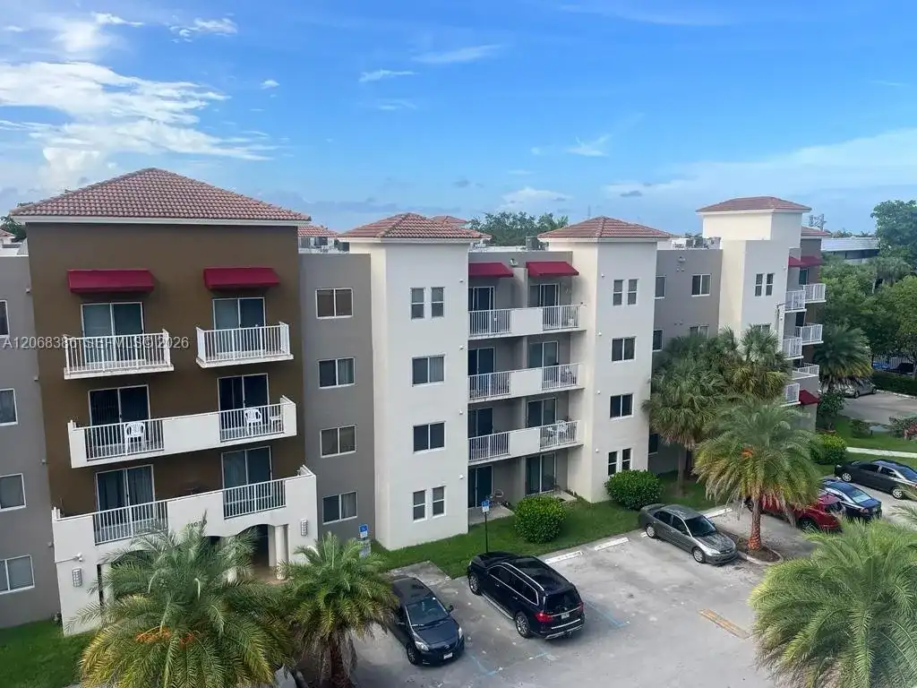11060 SW 196th St # 511, Cutler Bay FL 33157