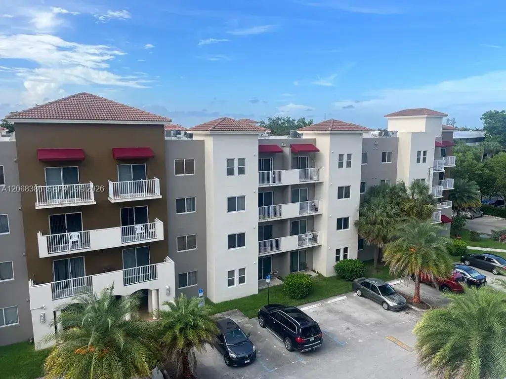 11060 SW 196th St # 511, Cutler Bay FL 33157