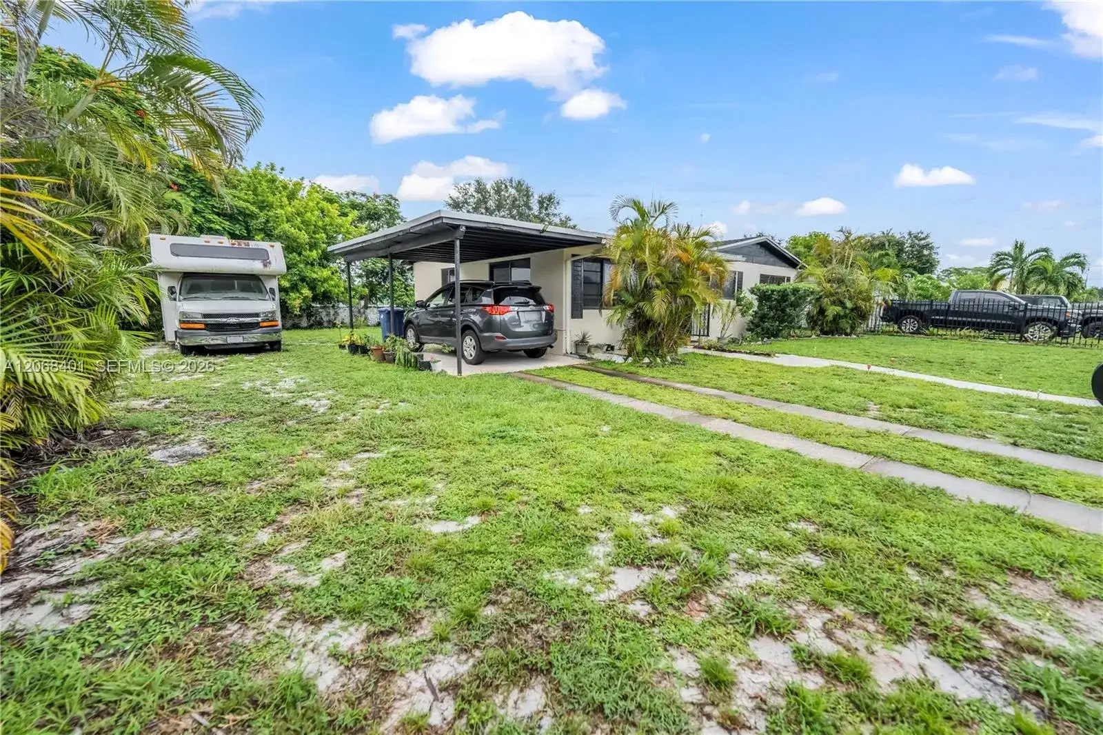 1365 NW 192nd Ter, Miami Gardens FL 33169 photo 2