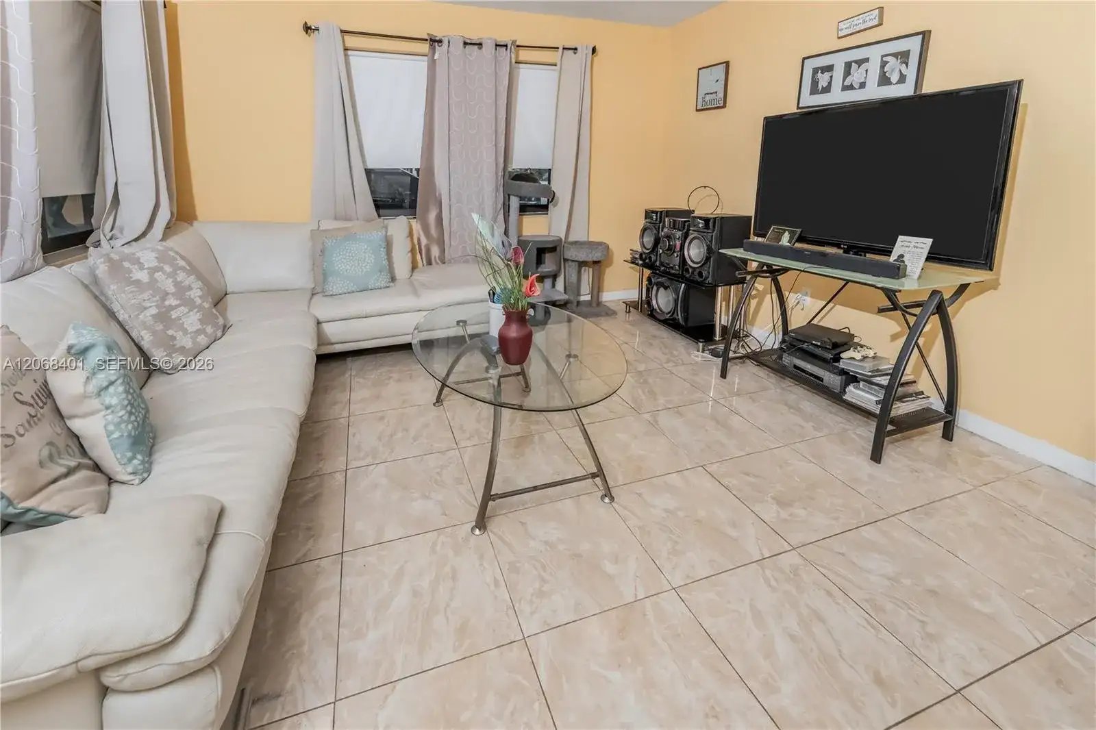 1365 NW 192nd Ter, Miami Gardens FL 33169 photo 4