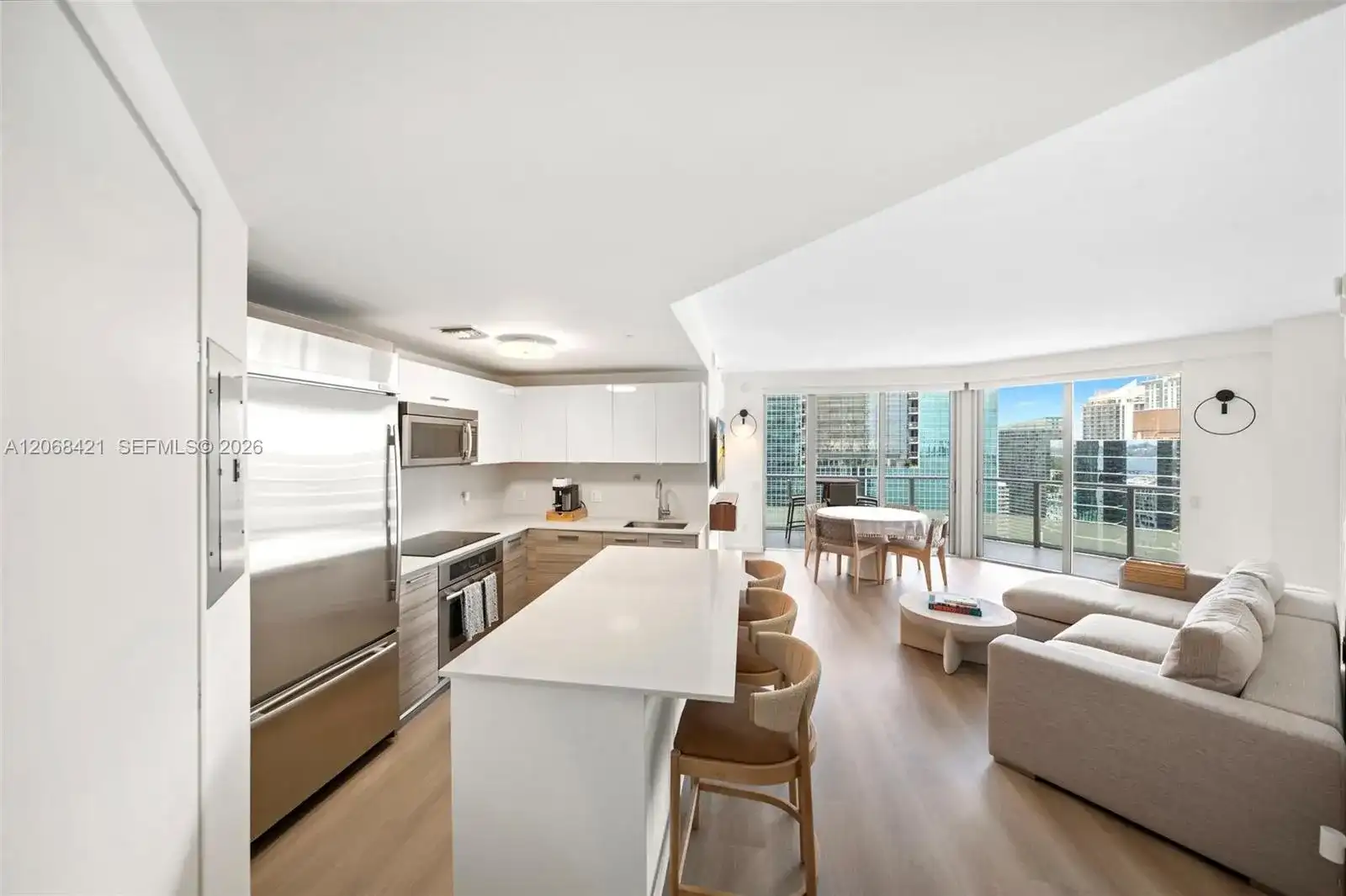 1300 Brickell Bay Dr # 3501, Miami FL 33131