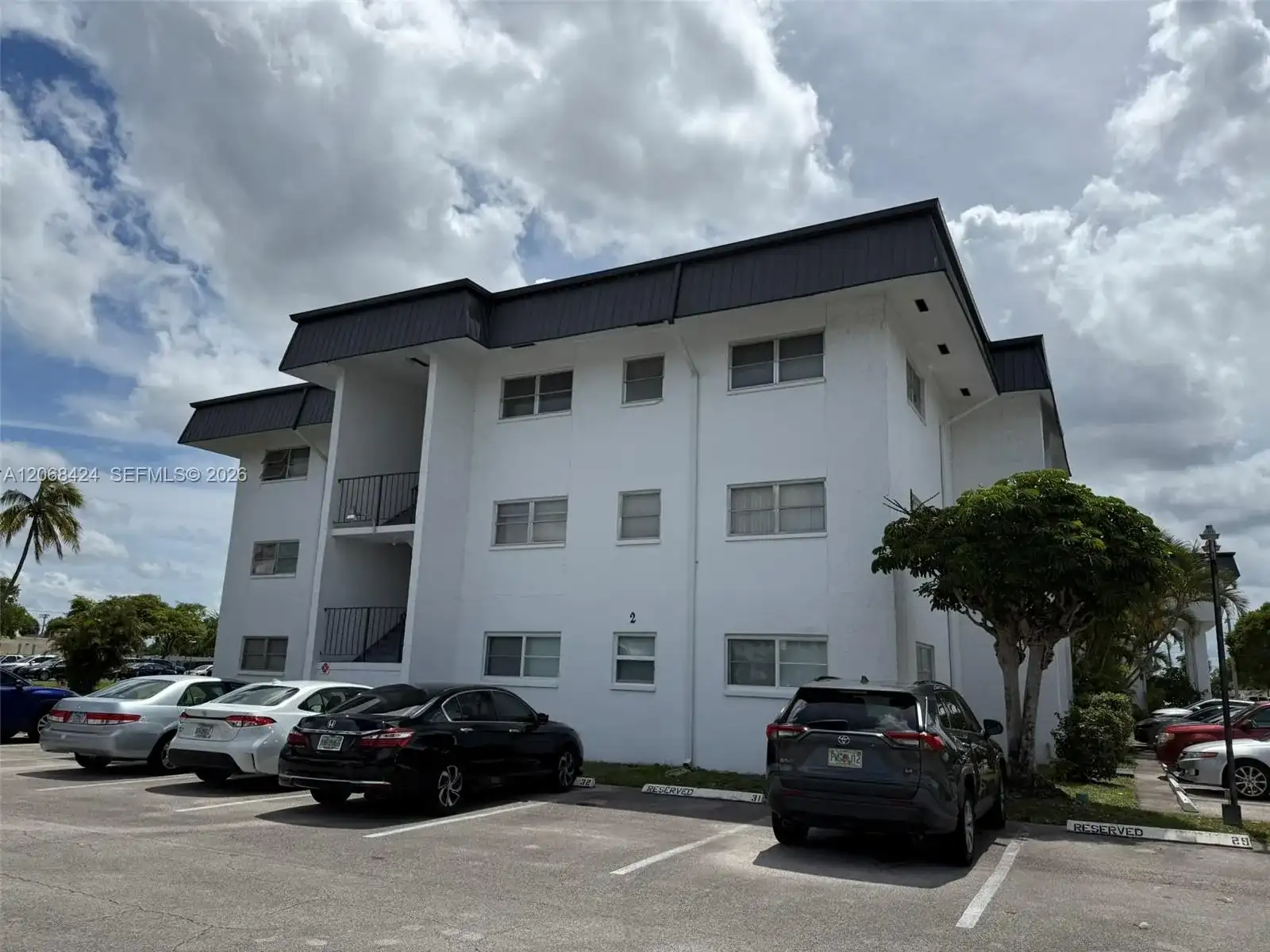 4880 NW 22nd St # 307, Lauderhill FL 33313