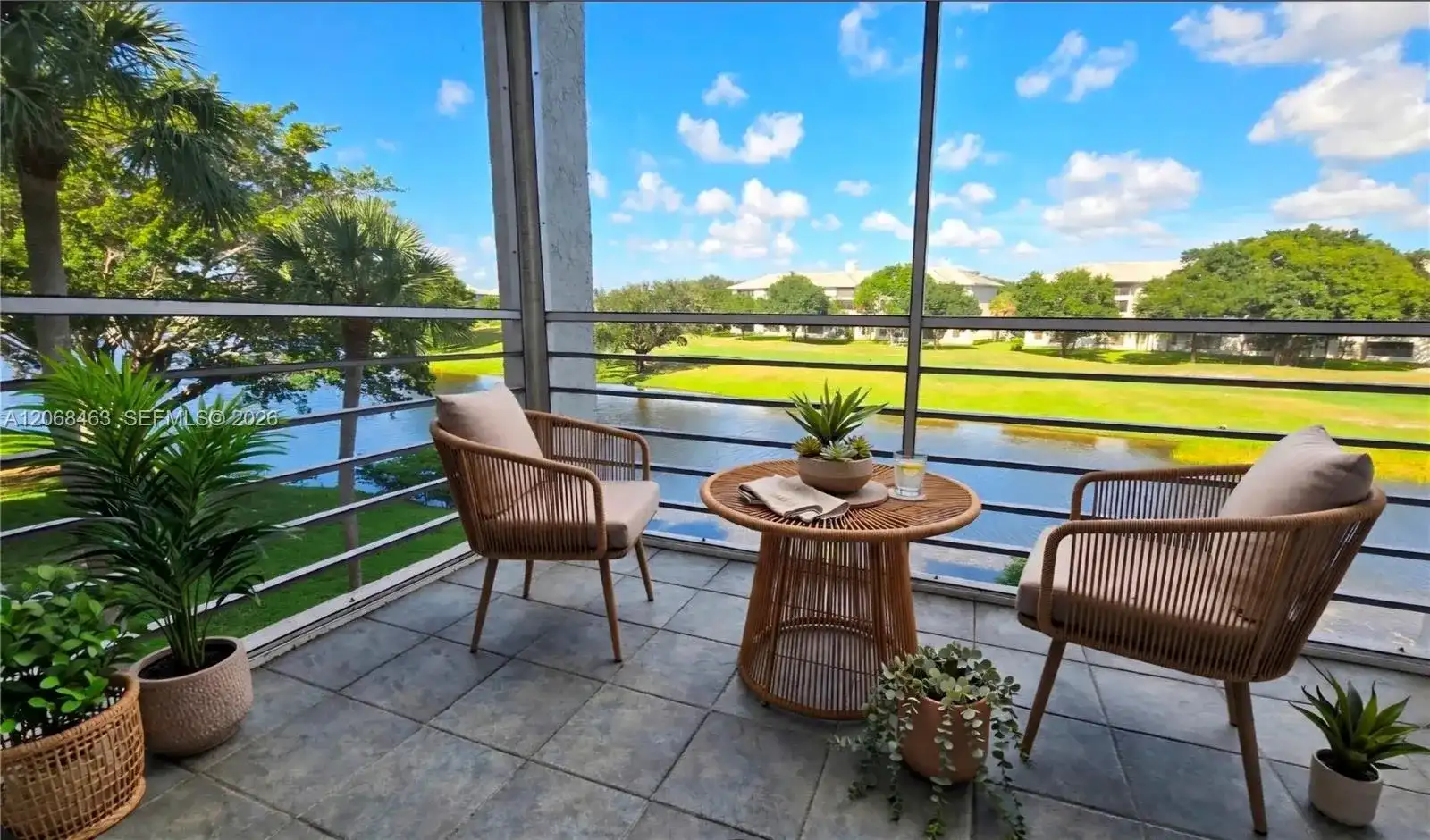 9230 Lagoon Pl # 310, Davie FL 33324