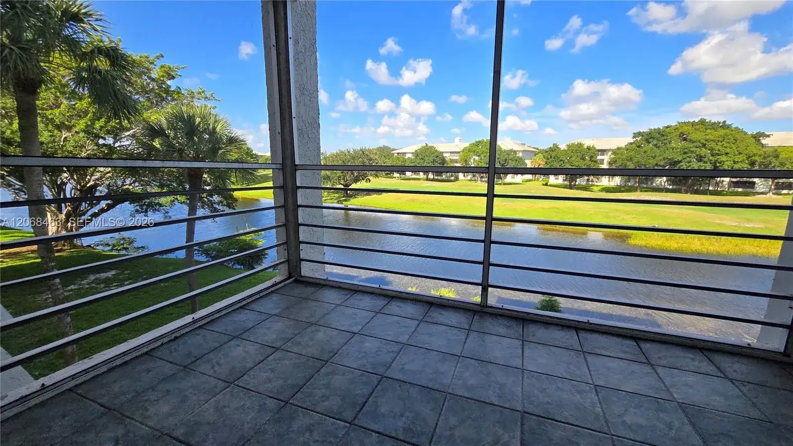 9230 Lagoon Pl # 310, Davie FL 33324 photo 2