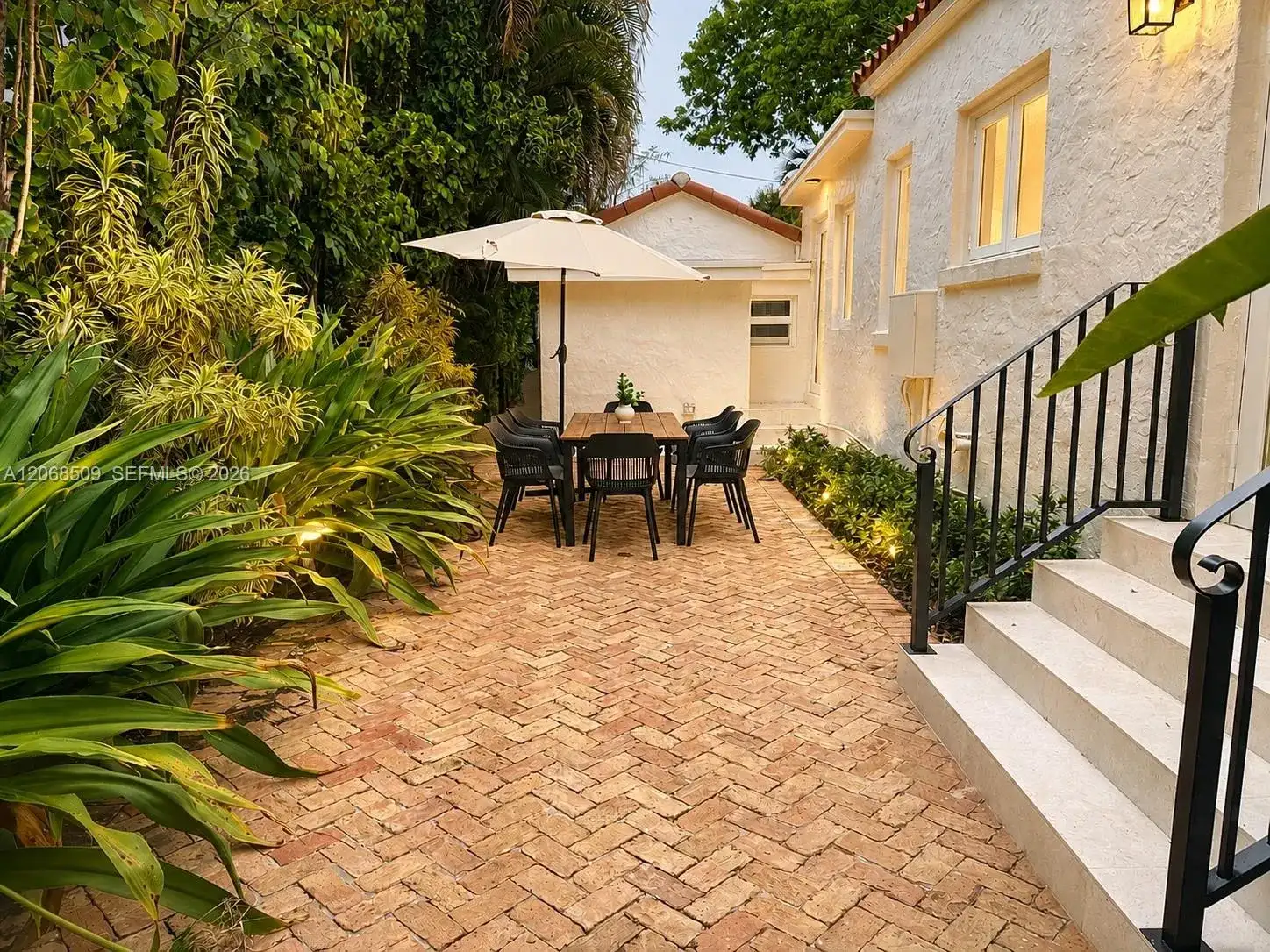 829 Genoa St, Coral Gables FL 33134 photo 4