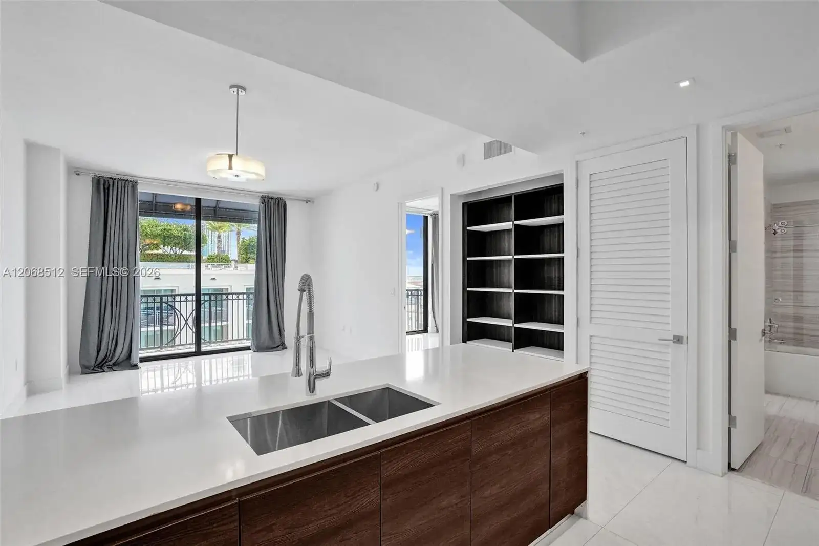 301 Altara Ave, Coral Gables FL 33146 photo 4