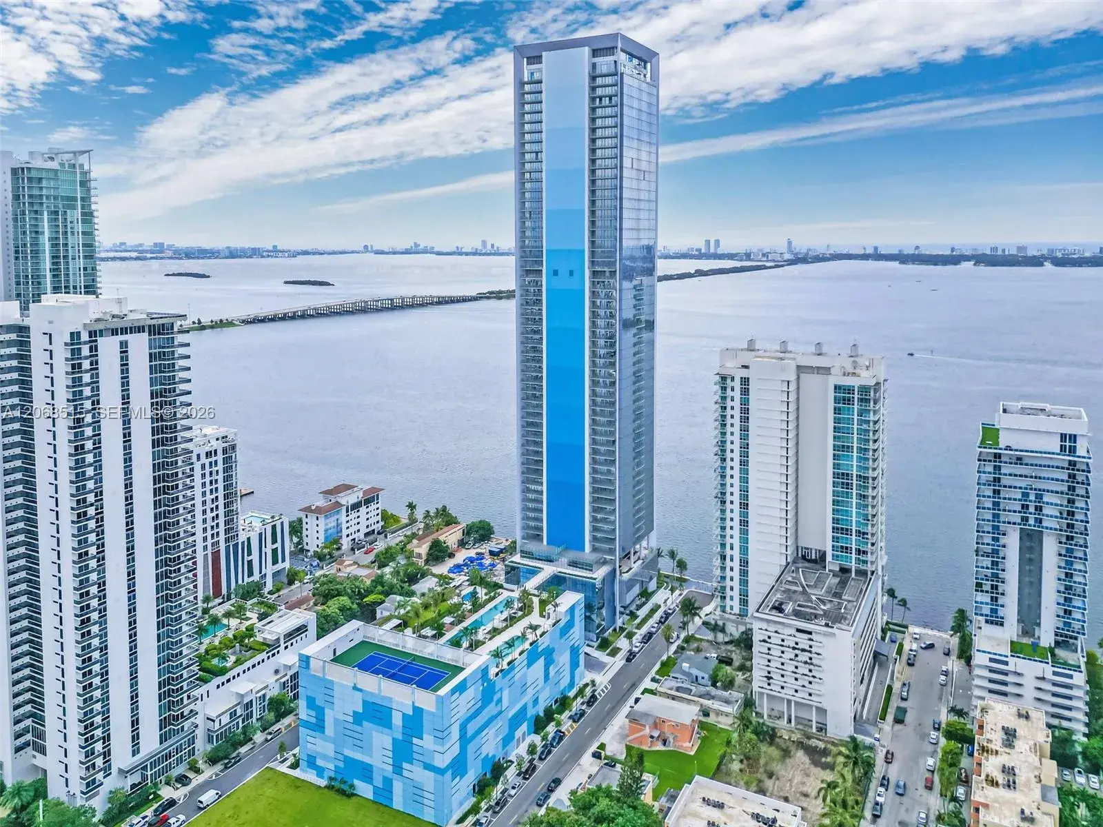 1 bedroom 1 bath Residential for sale at 700 NE 26th Ter # 1604, Miami FL 33137