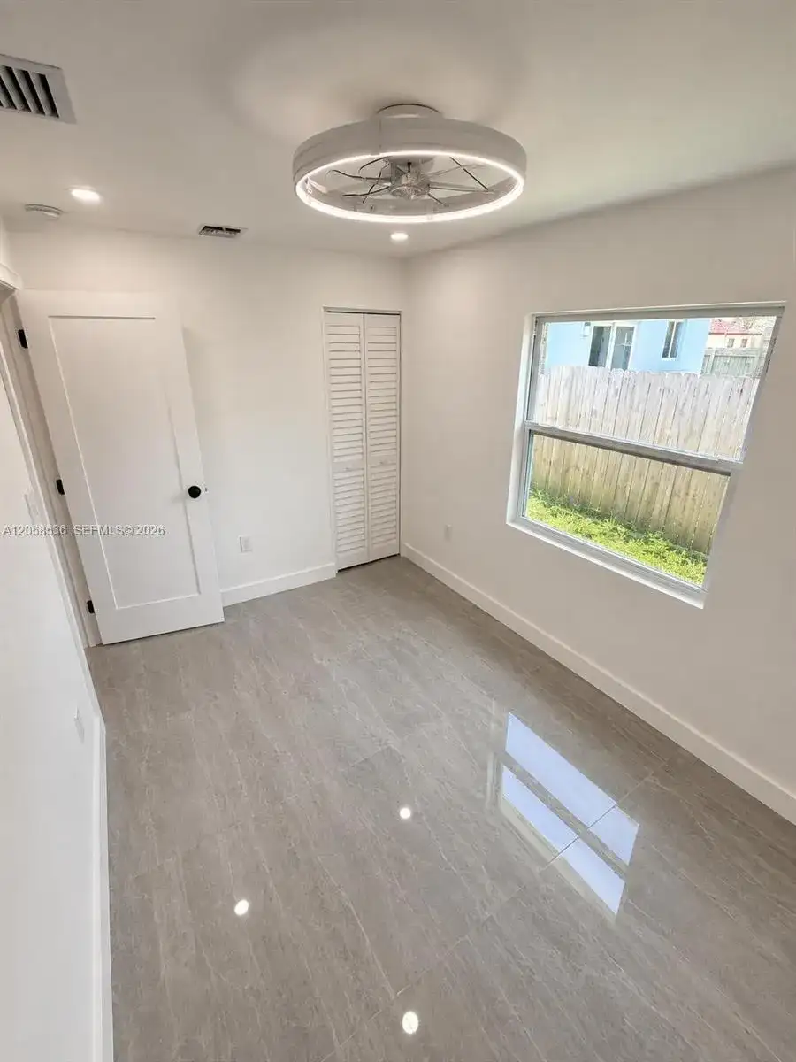 607 NW 8th Ave, Pompano Beach FL 33060 photo 5