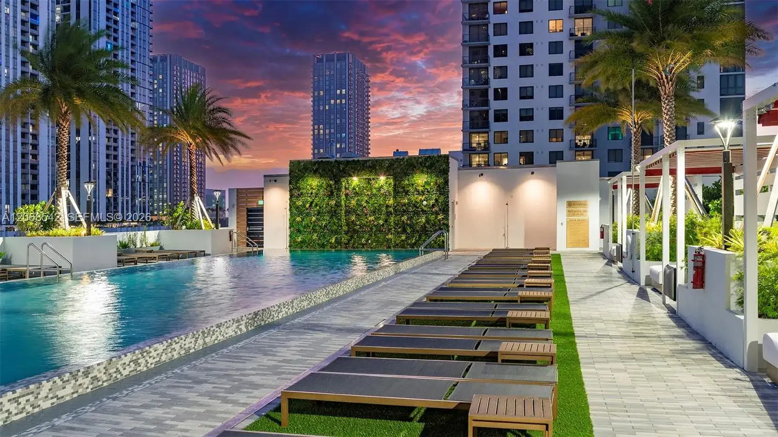 650 NE 2nd Ave # 4305, Miami FL 33132 photo 3