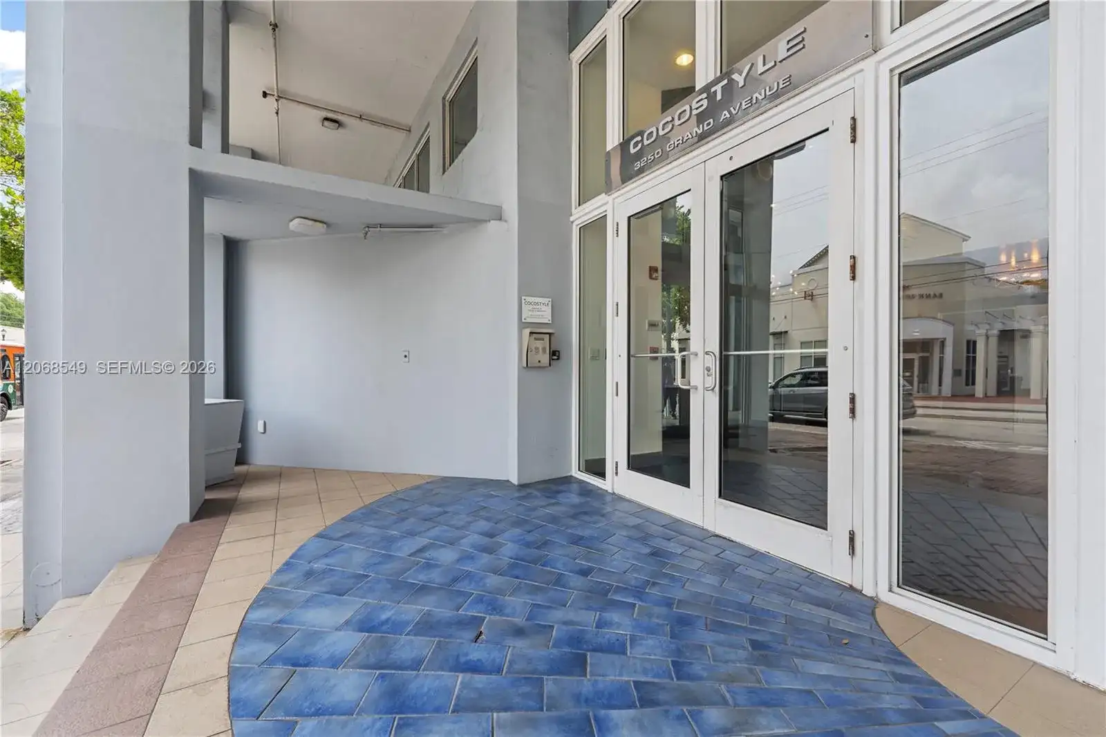 3250 Grand Ave # 406, Miami FL 33133 photo 4