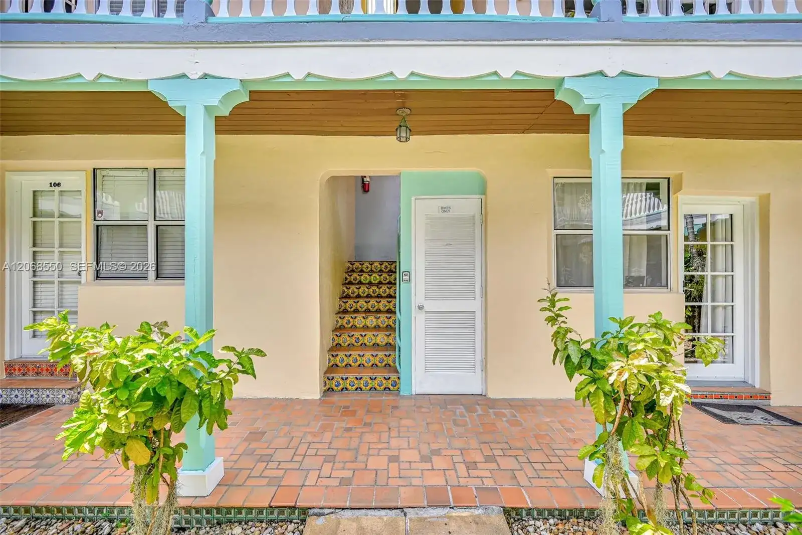 736 13th St # 207, Miami Beach FL 33139 photo 2