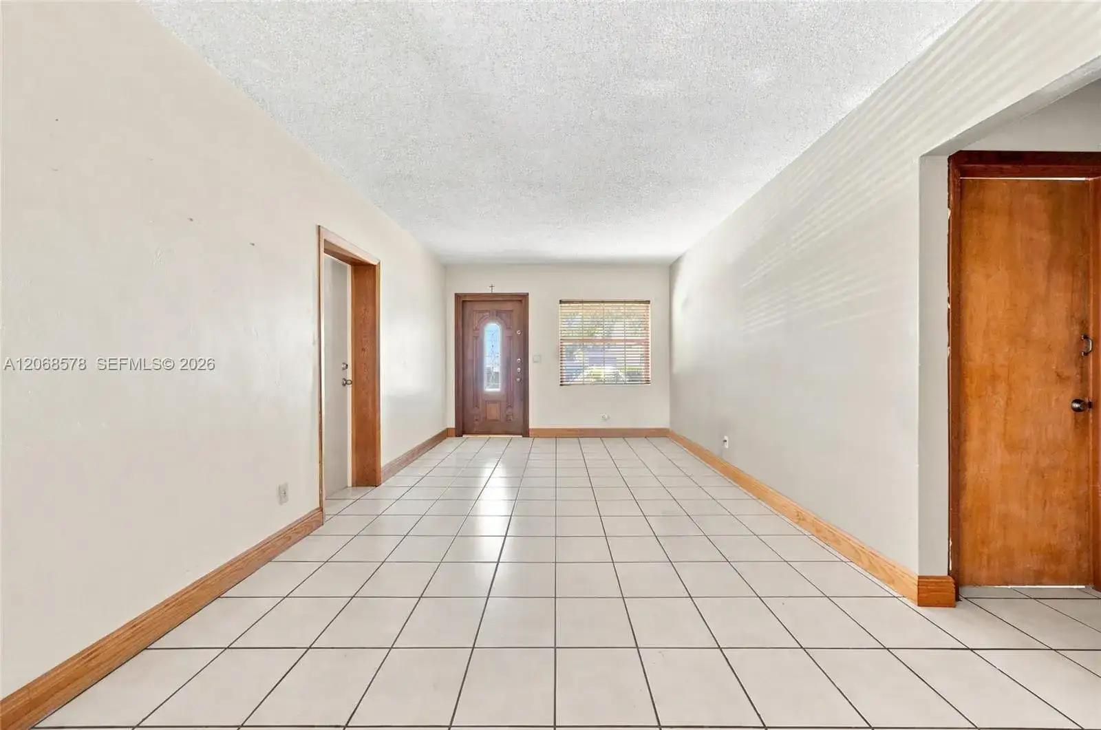 6710 SW 29th St, Miami FL 33155 photo 2