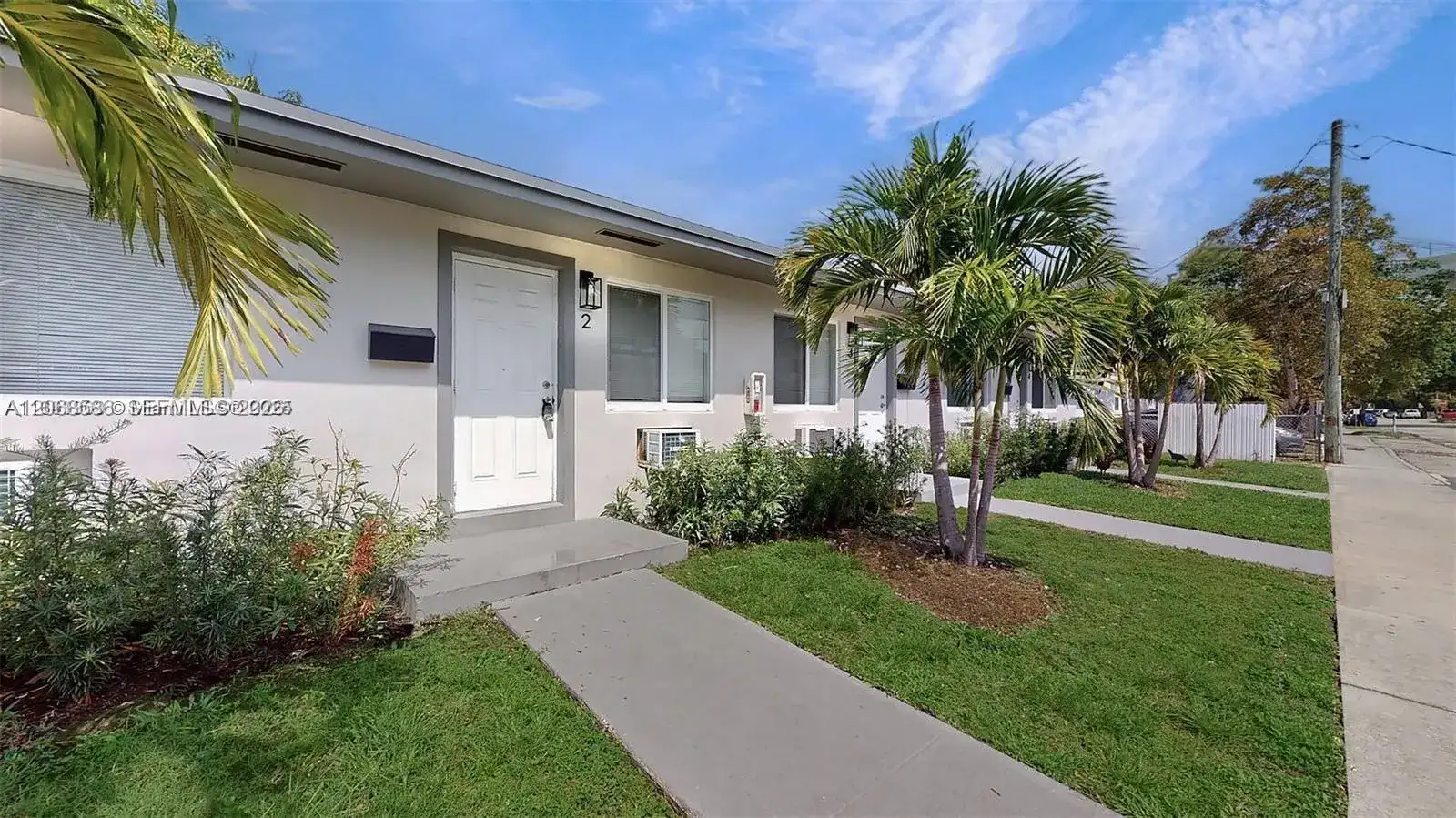 891 SW 5th St # 2, Miami FL 33130 photo 3