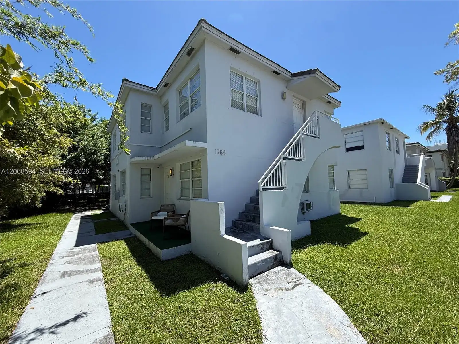 1784 Normandy Dr, Miami Beach FL 33141
