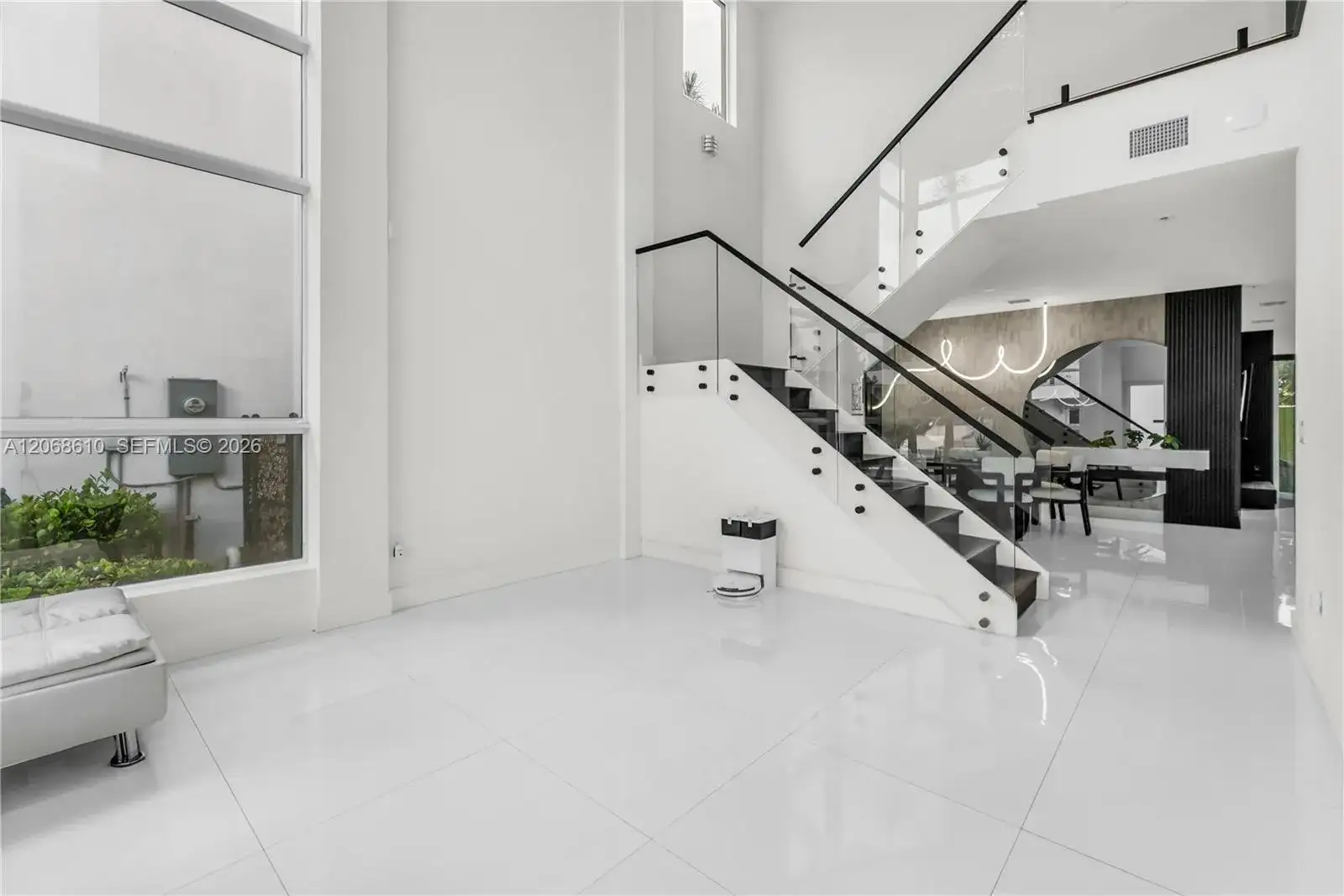 9730 NW 74th Ter, Doral FL 33178 photo 3
