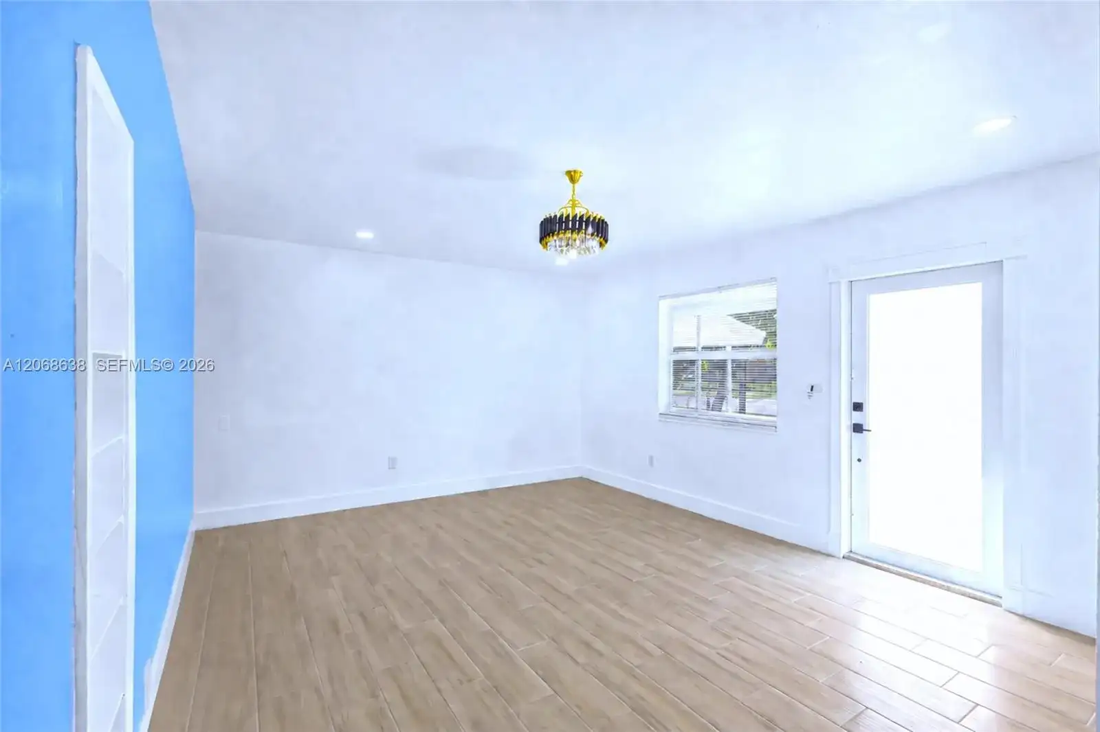1854 Lauderdale Manor Dr, Fort Lauderdale FL 33311 photo 5