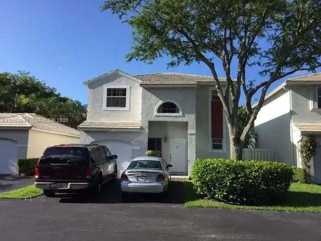 9888 NW 2nd St, Plantation FL 33324 photo 2