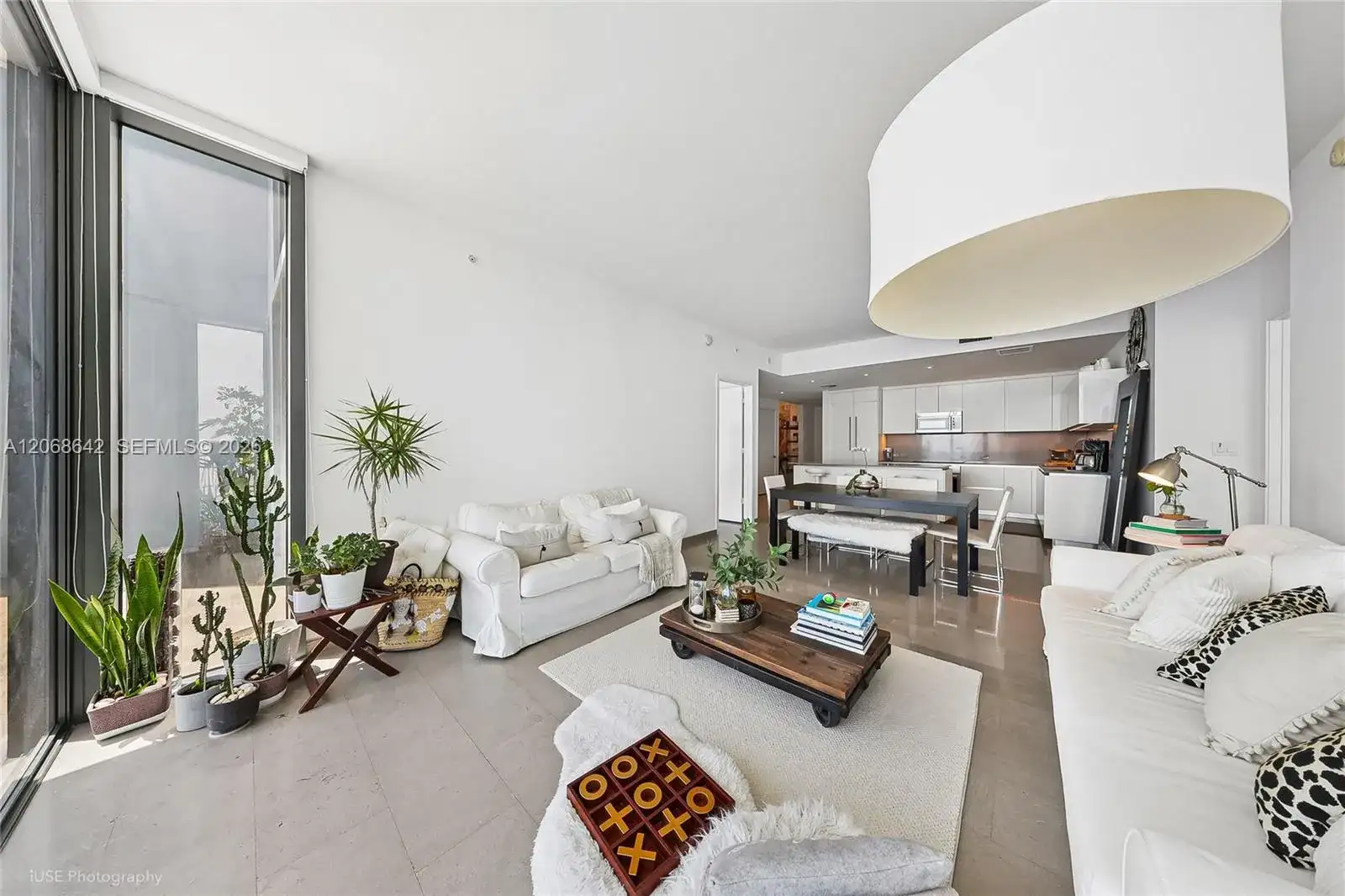 68 SE 6th St # 2909, Miami FL 33131 photo 2