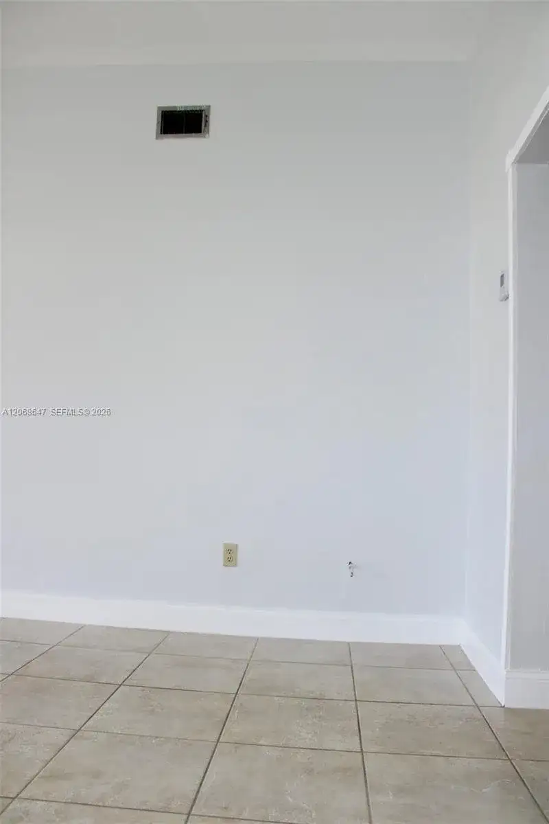 2728 W 74th St # 2728, Hialeah FL 33016 photo 2